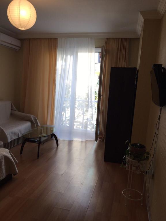 Nina'S Apartment On Gorgasali Batumi Eksteriør bilde